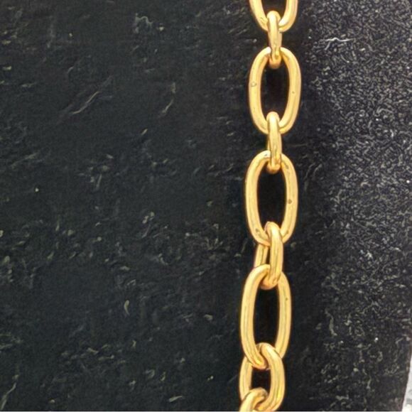 J Crew statement necklace. Stunning. Great condition. 16” chain. - Picture 5 of 6